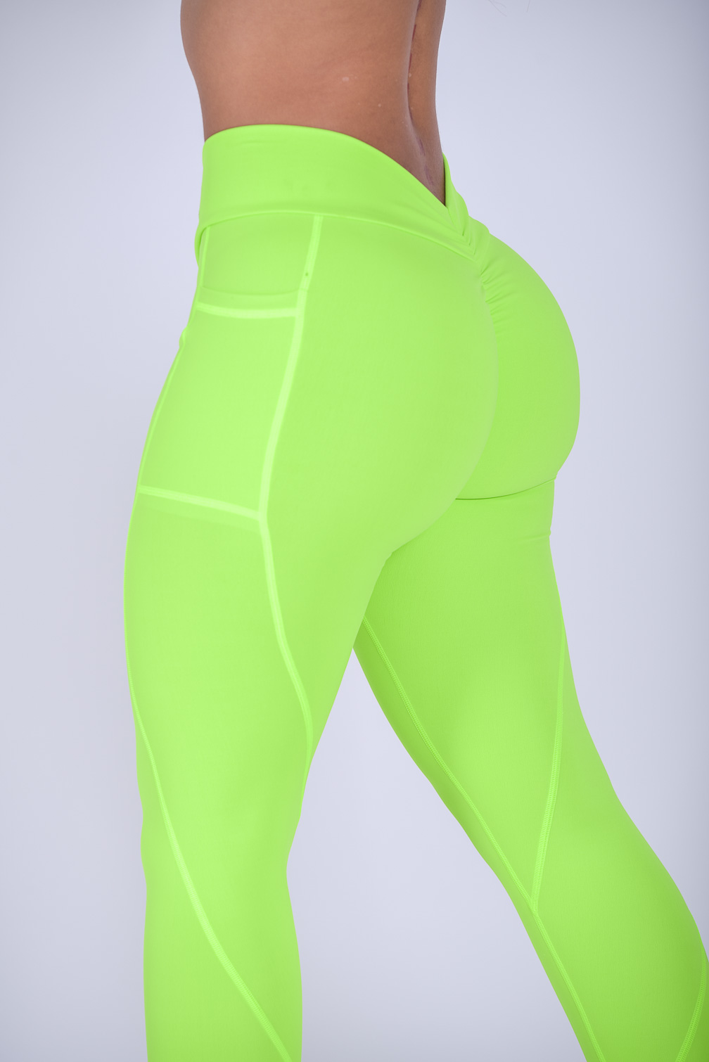 NC Shape V Back Pocket Leggings Hazard Green – CLS Sportswear