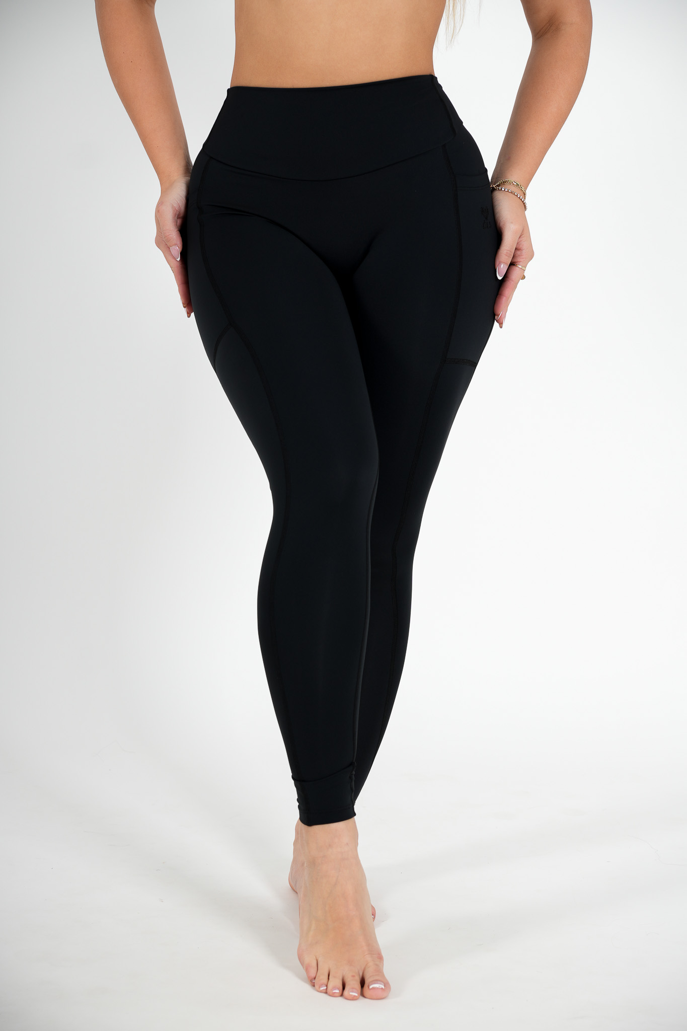 FlexSoft Regular Pocket Scrunch Leggings Black (Custom-Made) - Image 6